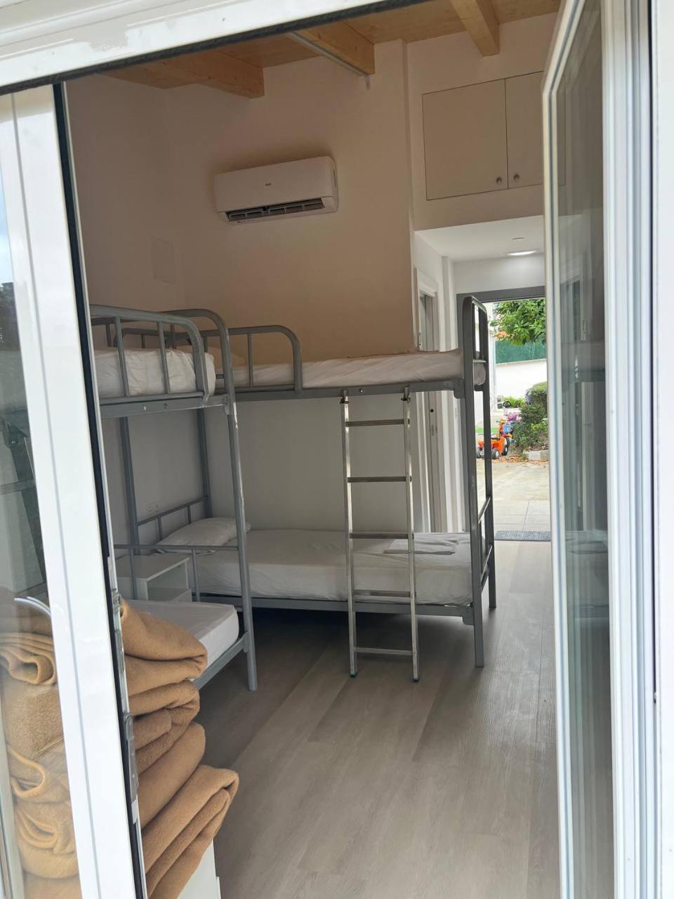 Erletxe Aterpea Hostel Lezo Kültér fotó