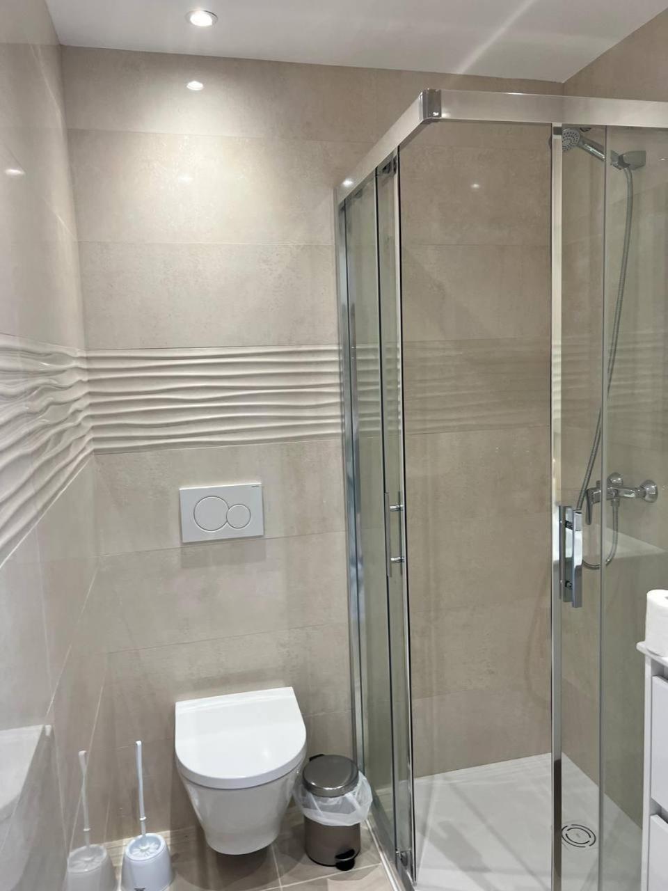 Erletxe Aterpea Hostel Lezo Kültér fotó