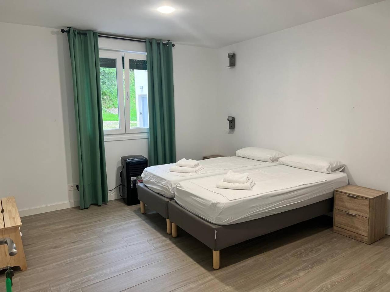 Erletxe Aterpea Hostel Lezo Kültér fotó